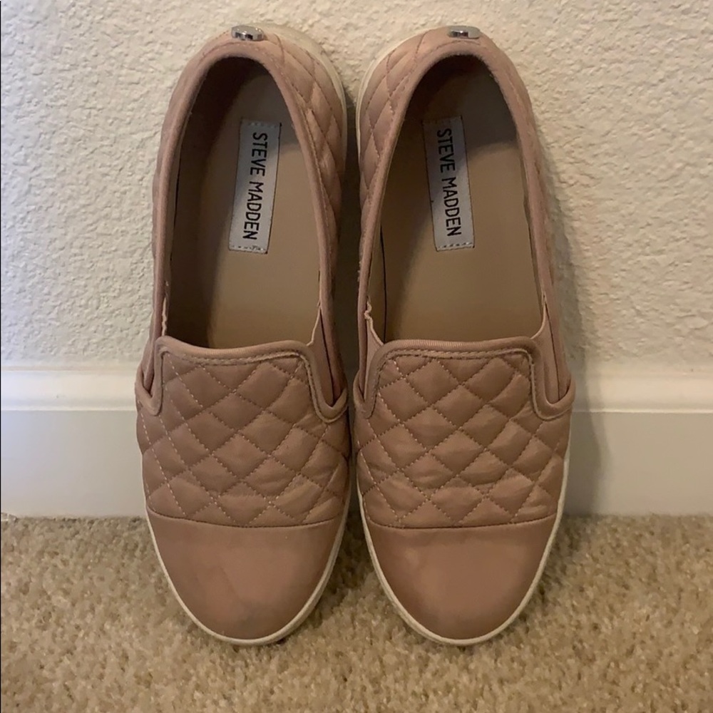 Slip on sneakers